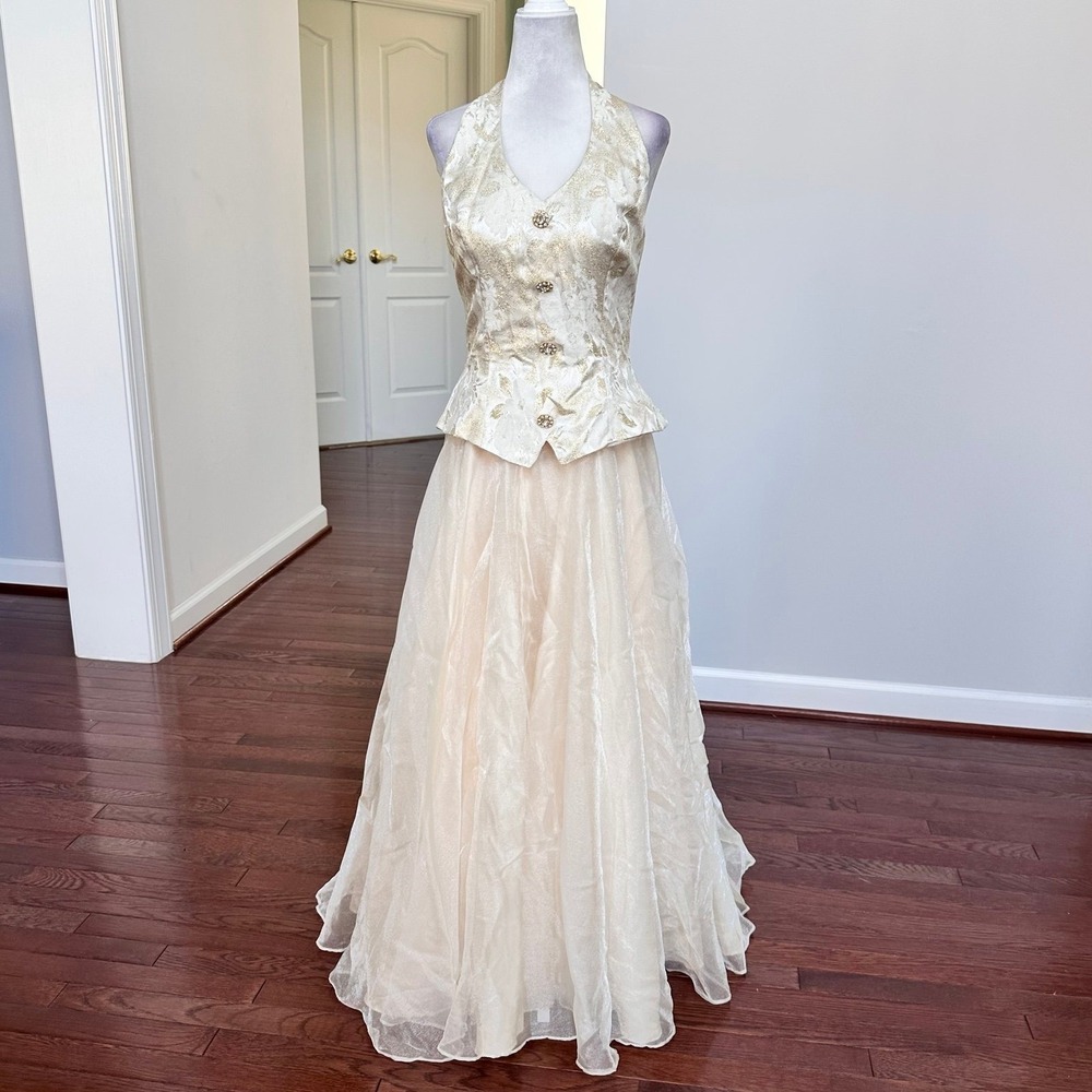 Speed Gold Glitter Embossed Rose Halter Neck Open Back Feminine Gown Dress